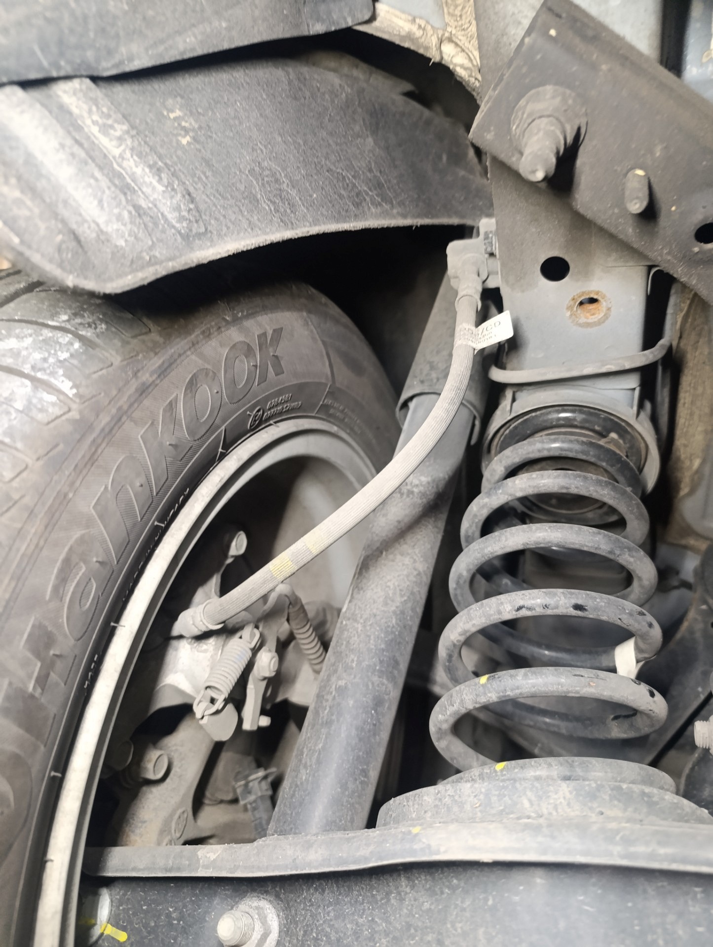 Przewody hamulcowe tylnej osi - KIA CEED