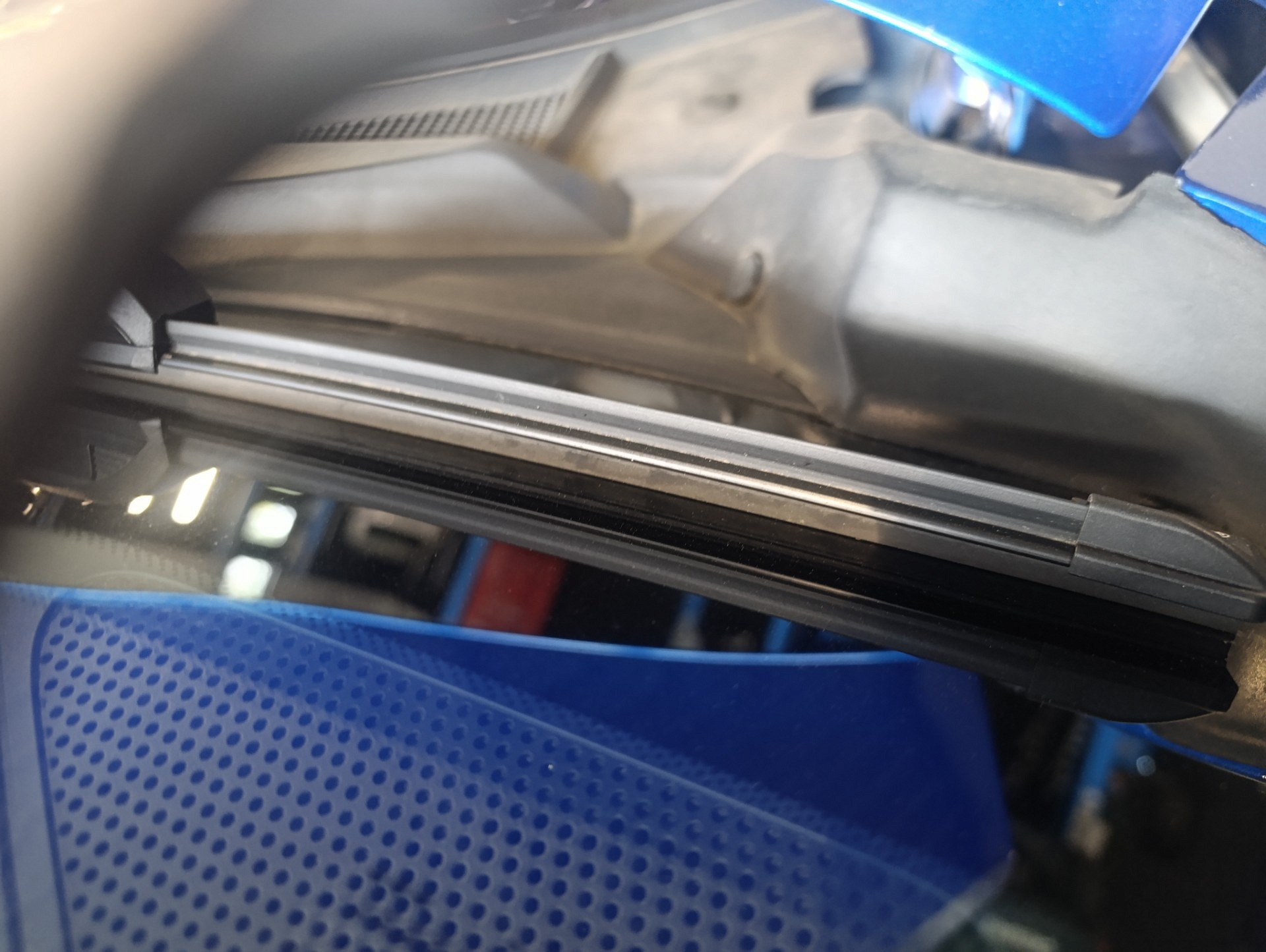 Pióra wycieraczek przód - CHEVROLET CAMARO