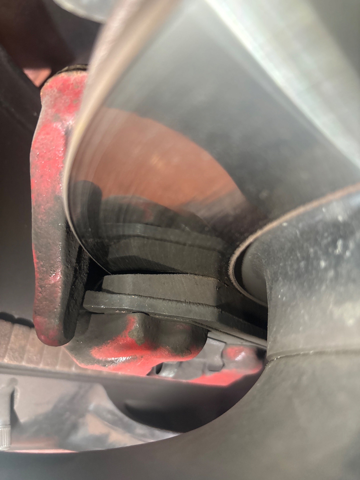 Klocki hamulcowe na przedniej osi - VW GOLF V
